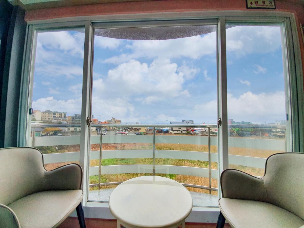 Jeju Ocean Family Hotel Exteriör bild