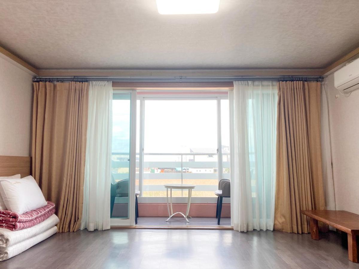 Jeju Ocean Family Hotel Exteriör bild
