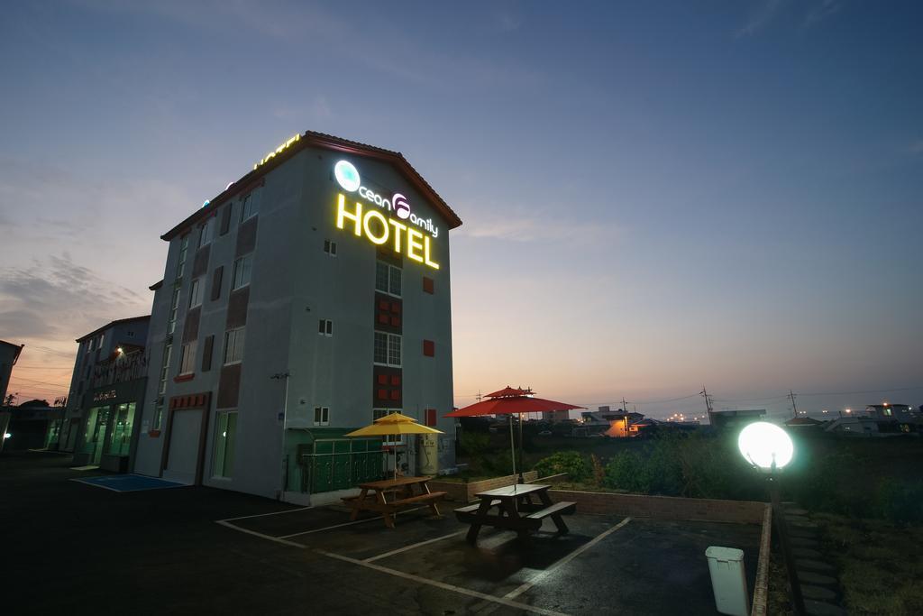 Jeju Ocean Family Hotel Exteriör bild