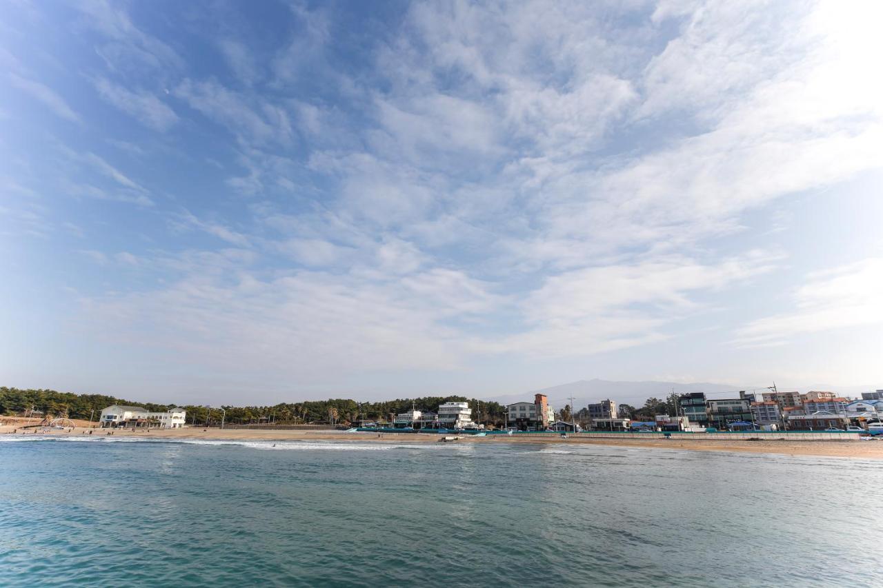 Jeju Ocean Family Hotel Exteriör bild